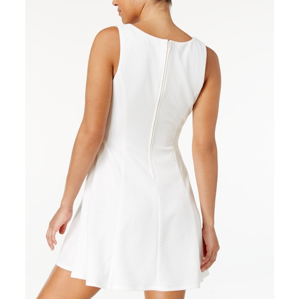 NWT Teeze Me White Skater Mini Dress V-Neck - Picture 3 of 13